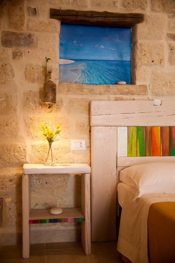 3 Archi B&B ตรานิ ภายนอก รูปภาพ