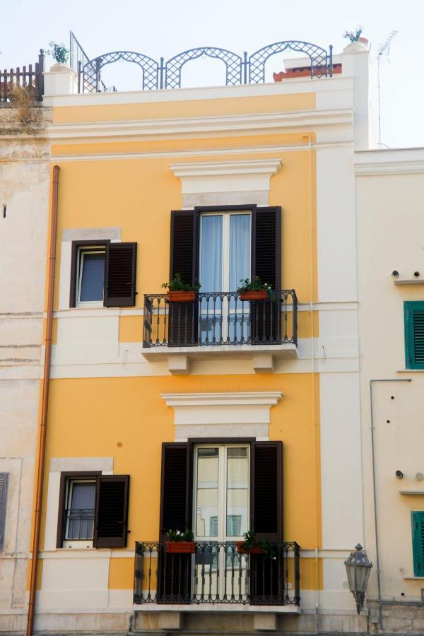 3 Archi B&B ตรานิ ภายนอก รูปภาพ